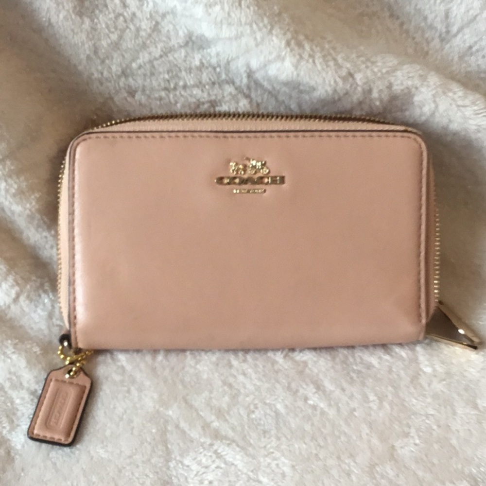 Coach wallet